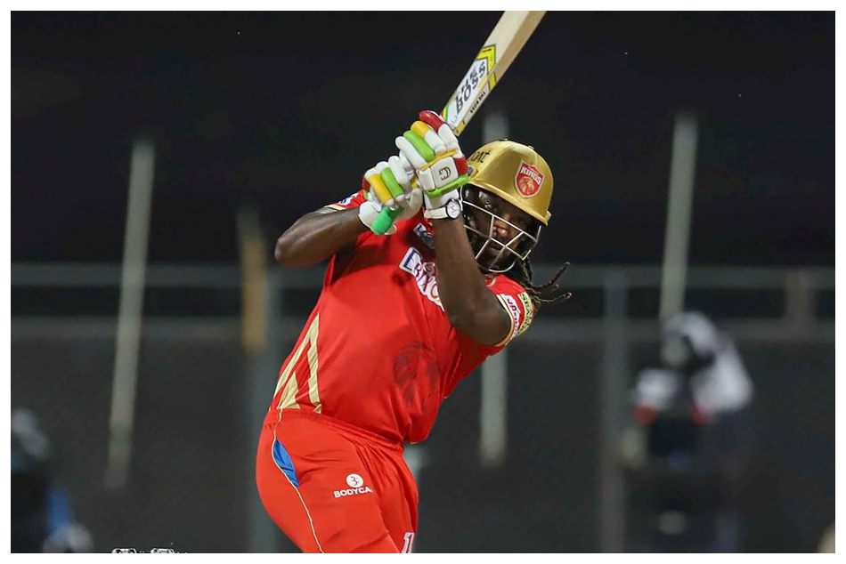 ಹಣ ಉಳಿಸಿ ಕ್ರಿಸ್‌ಗೇಲ್ ಖರೀದಿಸಿದ ಗುಜರಾತ್ ಜೈಂಟ್ಸ್‌