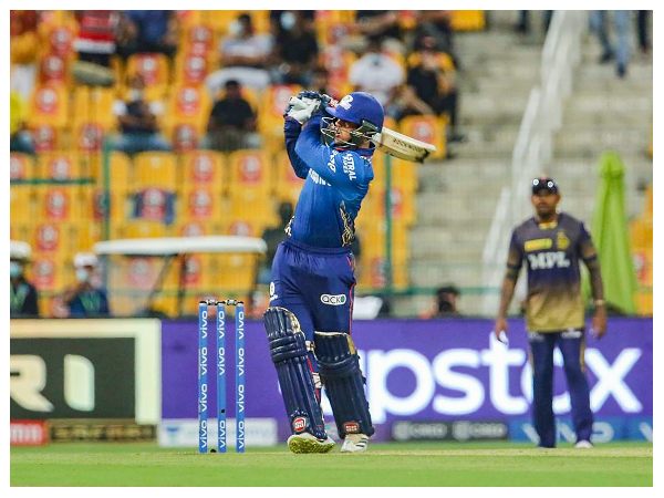 ಮುಂಬೈ ಉತ್ತಮ ಆರಂಭದ ಬಳಿಕ ಕುಸಿದ ಮುಂಬೈ 