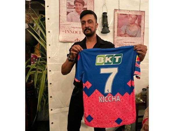 ರಾಜಸ್ಥಾನ್ ರಾಯಲ್ಸ್ ಕಳುಹಿಸಿದ ಉಡುಗೊರೆ ನೋಡಿ ಸಂತಸ ವ್ಯಕ್ತಪಡಿಸಿದ ಕಿಚ್ಚ