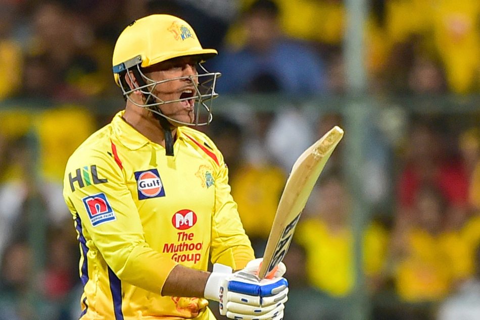 IPL 2021: MS Dhoni sounds warning bells, seen smashing sixes in practice IPL 2021: MS Dhoni sounds warning bells, seen smashing sixes in practice