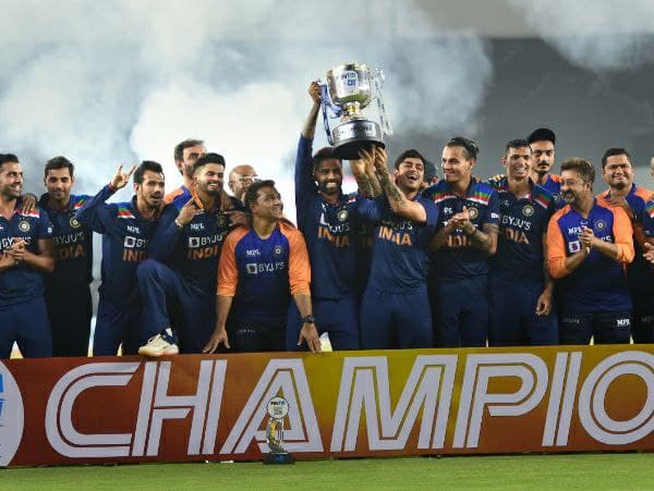 ಟಿ ಟ್ವೆಂಟಿ ವಿಶ್ವಕಪ್ ಟೂರ್ನಿಗೆ ಪ್ರಕಟವಾಗಿರುವ ಟೀಮ್ ಇಂಡಿಯಾ