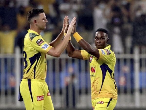 3 ವಿಕೆಟ್ ಪಡೆದು ಮಿಂಚಿದ ಡ್ವೇನ್ ಬ್ರಾವೊ