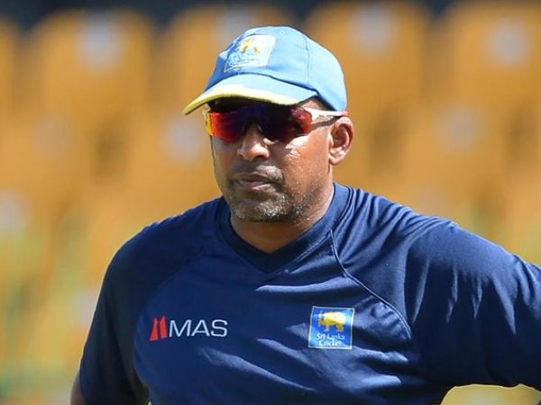 ನ್ಯೂಜಿಲೆಂಡ್ ಕೋಚ್ ತೊಡೆಗೆ ಗುಂಡು ಬಿದ್ದಿತ್ತು! ನ್ಯೂಜಿಲೆಂಡ್ ಕೋಚ್ ತೊಡೆಗೆ ಗುಂಡು ಬಿದ್ದಿತ್ತು!