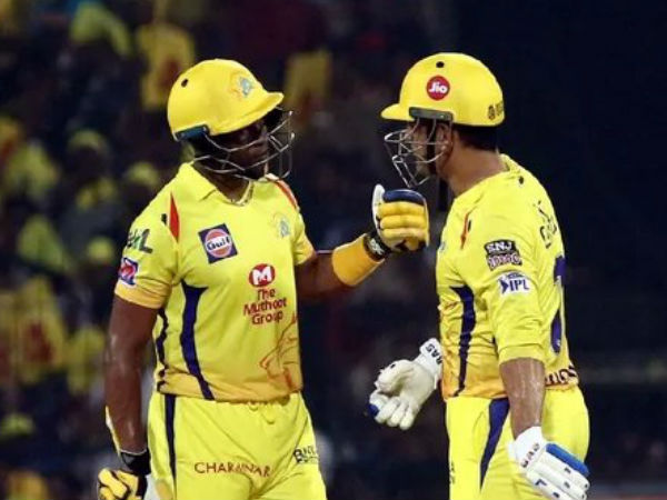 ಕೊನೇ ಎಸೆತಕ್ಕೆ ಸಿಕ್ಸ್ ಬಾರಿಸಿದ ಬ್ಯಾಟ್ಸ್‌ಮನ್‌ಗಳ ಪಟ್ಟಿ