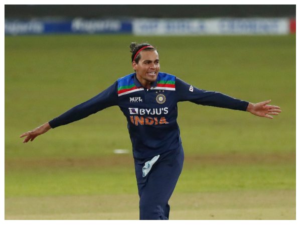 ಸ್ಪಿನ್ನರ್ ಆಗಿ ಕಣಕ್ಕಿಳಿಯುವುದು ಯಾರು?