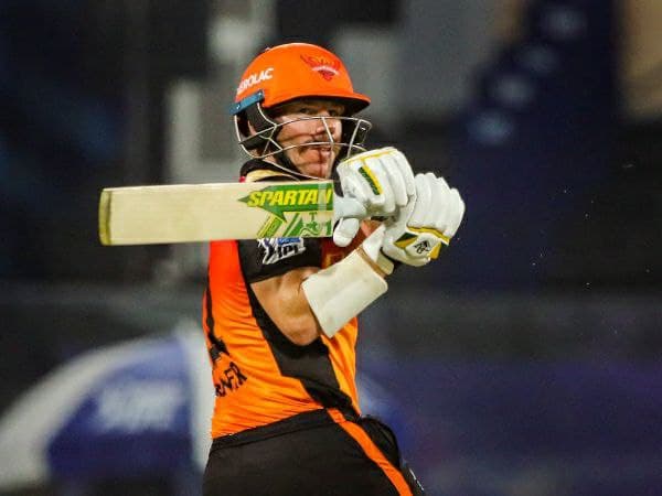 ಮನನ್ ವೊಹ್ರಾ, ಡೇವಿಡ್ ವಾರ್ನರ್ ಮತ್ತು ಸುರೇಶ್ ರೈನಾ