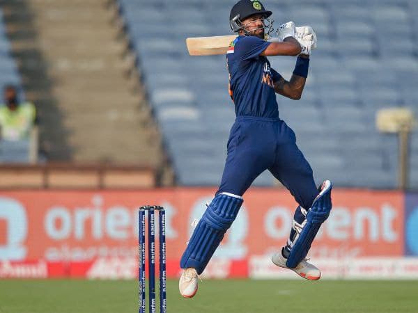 ಸಾಮಾಜಿಕ ಜಾಲತಾಣದಿಂದ ದೂರ ಉಳಿದಿದ್ದೇನೆ ಎಂದ ಹಾರ್ದಿಕ್ ಪಾಂಡ್ಯ ಸಾಮಾಜಿಕ ಜಾಲತಾಣದಿಂದ ದೂರ ಉಳಿದಿದ್ದೇನೆ ಎಂದ ಹಾರ್ದಿಕ್ ಪಾಂಡ್ಯ