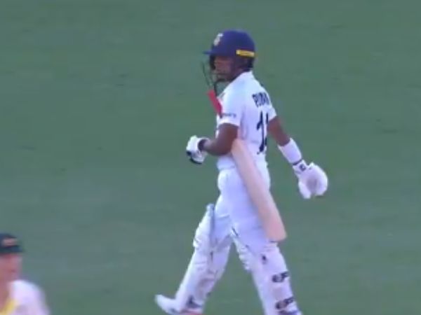 ಔಟಾ ನಾಟ್ ಔಟಾ?