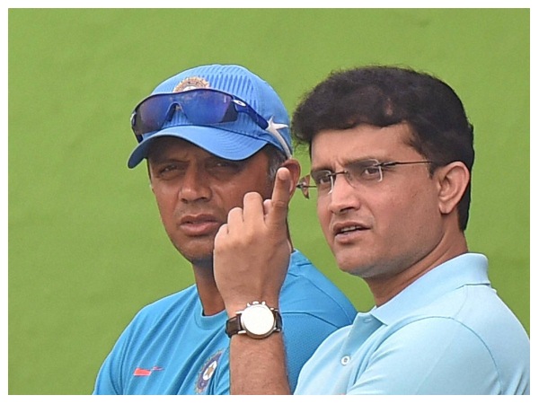 ನಾವು ಜೊತೆಯಾಗಿಯೇ ಬೆಳೆದೆವು ನಾವು ಜೊತೆಯಾಗಿಯೇ ಬೆಳೆದೆವು