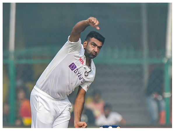 ಆರ್ ಅಶ್ವಿನ್-2012