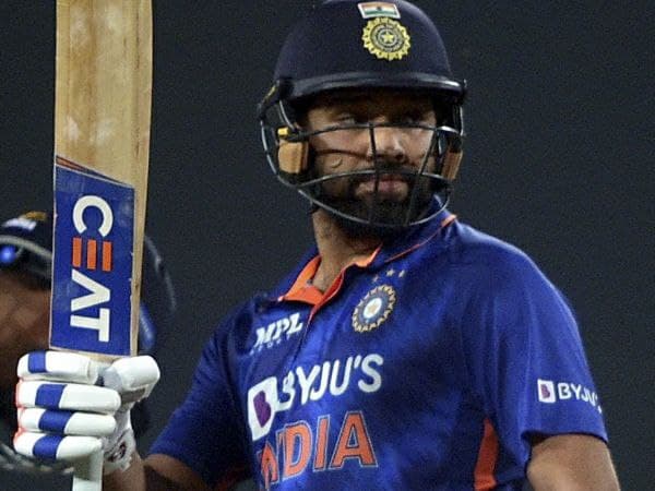 ಗೆಲುವಿನ ಶೇಕಡಾಂಶದ ಹೋಲಿಕೆಯಲ್ಲಿ ರೋಹಿತ್ ಶರ್ಮಾ ಮುಂದು!