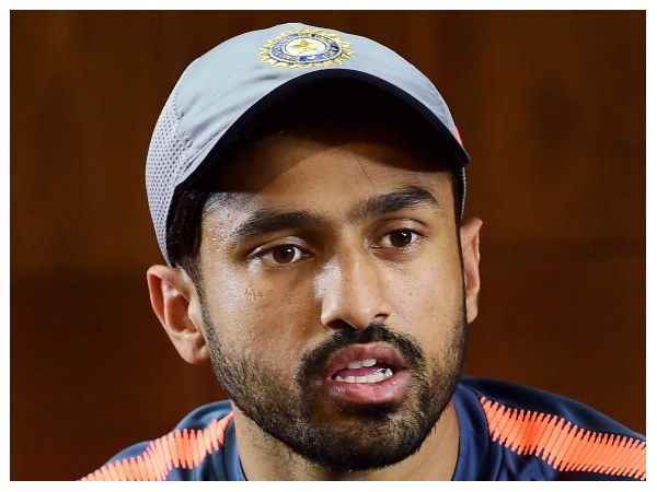 ಕರುಣ್ ಭರ್ಜರಿ ಆಟ, ಸಾಧಾರಣ ಗುರಿ ನೀಡಿದ ಕರ್ನಾಟಕ