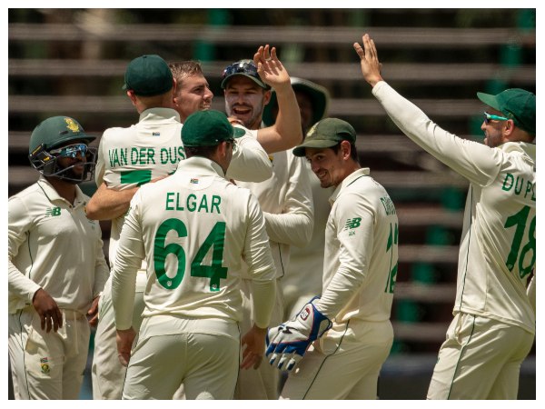 ದಕ್ಷಿಣ ಆಫ್ರಿಕಾ ಟೆಸ್ಟ್ ಸ್ಕ್ವಾಡ್