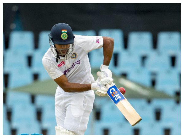 ಮೊದಲ ದಿನದ ಪ್ರದರ್ಶನ