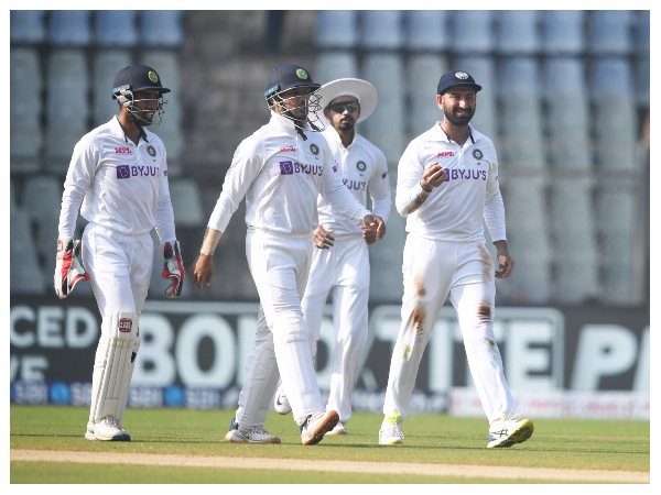 ದಕ್ಷಿಣ ಆಫ್ರಿಕಾದಲ್ಲಿ ಹೆಚ್ಚುವರಿ ಬ್ಯಾಟರ್ ಅಗತ್ಯ