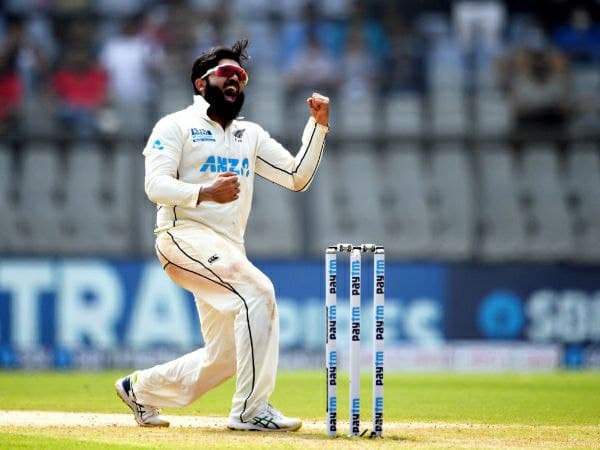 22 ವರ್ಷಗಳ ನಂತರ 10 ಟೆಸ್ಟ್ ವಿಕೆಟ್ ಪಡೆದ ಬೌಲರ್ ಎನಿಸಿಕೊಂಡ ಅಜಾಜ್ ಪಟೇಲ್