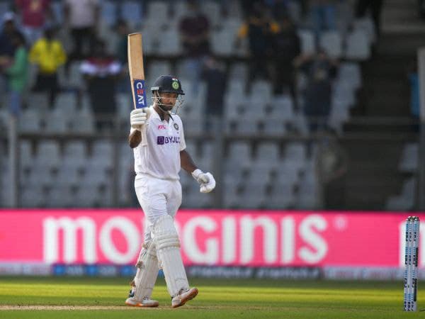 ಮೊದಲನೇ ಇನ್ನಿಂಗ್ಸ್‌ನಲ್ಲಿ ಅಬ್ಬರದ 150 ರನ್ ಕಲೆಹಾಕಿದ ಮಯಂಕ್ ಅಗರ್ವಾಲ್