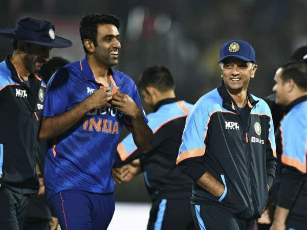 ಗಾಯಗೊಂಡು ಚೇತರಿಸಿಕೊಂಡವರು ದೇಸಿ ಕ್ರಿಕೆಟ್ ಆಡಲೇಬೇಕು