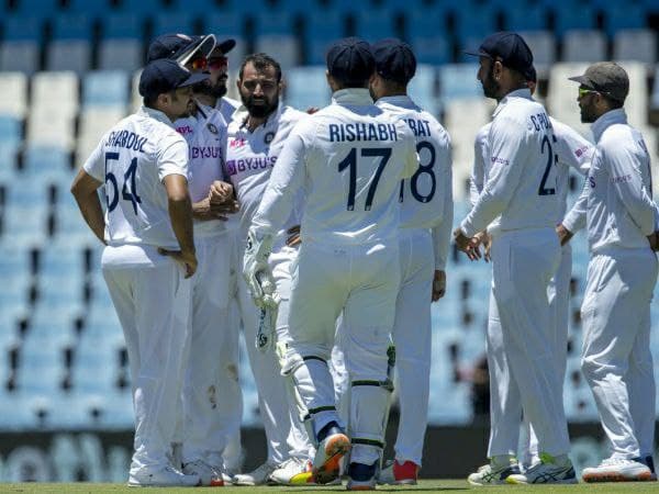 ಬೌಲಿಂಗ್ ಪಡೆಯನ್ನು ಕೊಂಡಾಡಿದ ಸಚಿನ್ 