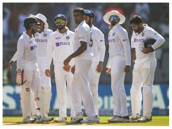 ಬೌಲಿಂಗ್ ವಿಭಾಗ