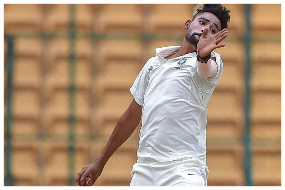 ಮೊದಲ ದಿನದ ಕೊನೆಯಲ್ಲಿ ಬೌಲಿಂಗ್ ಮಾಡದ ಸಿರಾಜ್!