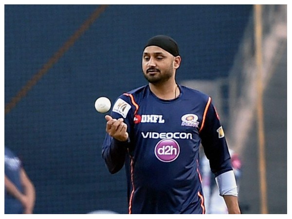 ಮುಂಬೈ ಇಂಡಿಯನ್ಸ್ ತಂಡವನ್ನು ಮುನ್ನಡೆಸಿದ್ದ ಭಜ್ಜಿ