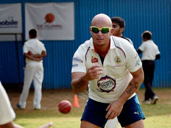 ಮೊದಲು ಬ್ಯಾಟಿಂಗ್ ನಡೆಸಿ ಅಬ್ಬರಿಸಿದ ವರ್ಲ್ಡ್ ಜಿಯಂಟ್ಸ್