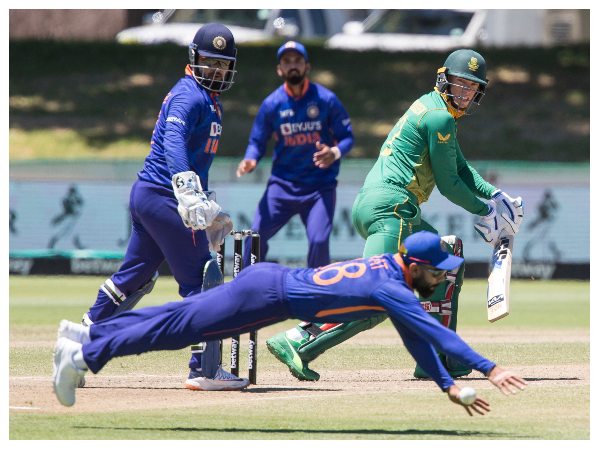 ಶತಕ ಸಿಡಿಸಿದ ಟೆಂಬಾ ಬವುಮಾ ಮತ್ತು ರಾಸ್ಸಿ 