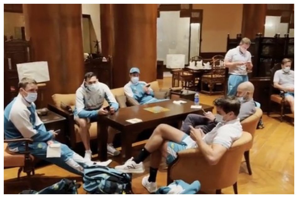 Aus vs Pak: Australian Team arrive in Pakistan after 24 years with Tight security Aus vs Pak: Australian Team arrive in Pakistan after 24 years with Tight security