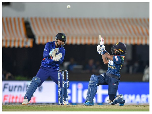 ಭಾರತ ಹಾಗೂ ಶ್ರೀಲಂಕಾ ಸಂಭಾವ್ಯ ಬಳಗ