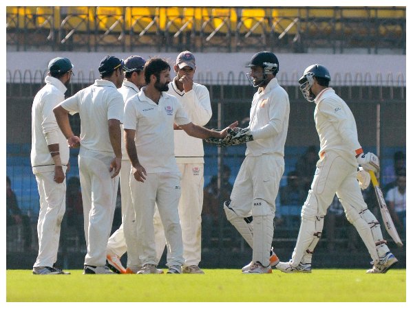 ಆಡುವ ಬಳಗ