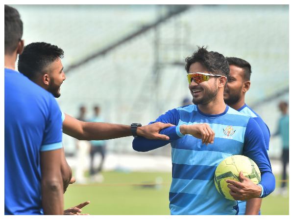 223ರನ್‌ಗಳಿಗೆ ಕರ್ನಾಟಕ ಡಿಕ್ಲೇರ್