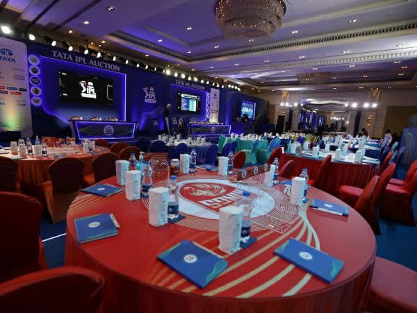 ಸದ್ಯ ಚಿಕಿತ್ಸೆ ಪಡೆಯುತ್ತಿರುವ ಹಗ್ ಎಡ್ಮೀಡ್ಸ್