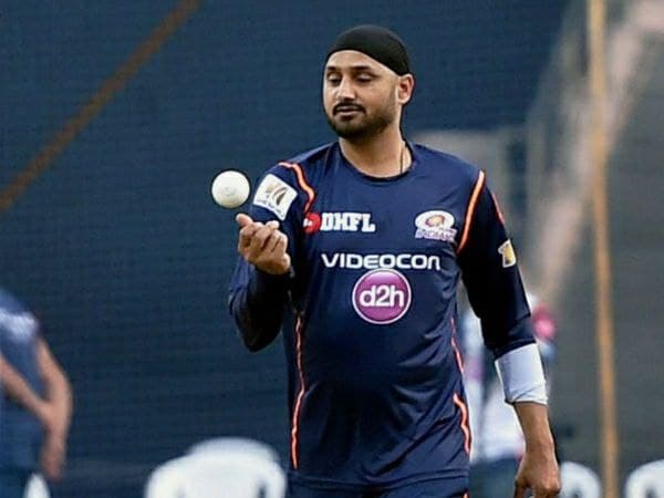 ಹರ್ಭಜನ್ ಸಿಂಗ್ ಶ್ರೀಶಾಂತ್ ಕಪಾಳಕ್ಕೆ ಬಾರಿಸಿದ್ದನ್ನು ನೆನಪಿಸಿಕೊಂಡ ಕ್ರಿಕೆಟ್ ಪ್ರೇಕ್ಷಕರು 