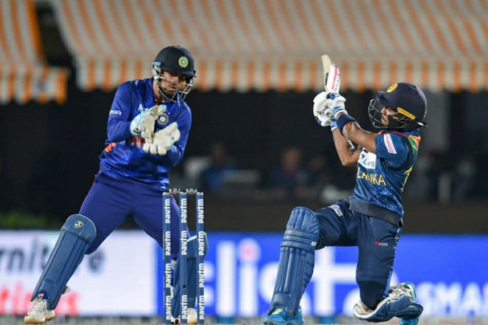 IND vs SL: Sri Lanka have given the target of 184 runs to India in second t20I IND vs SL: Sri Lanka have given the target of 184 runs to India in second t20I