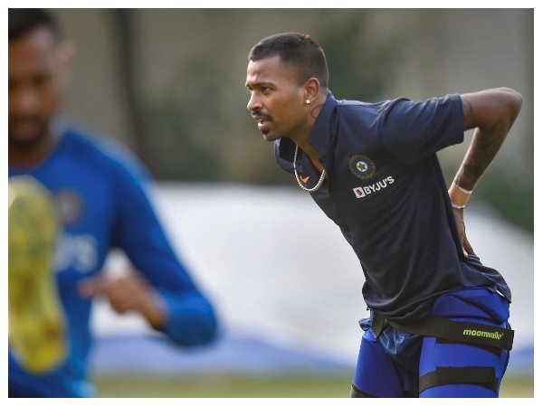 ಬೆನ್ನು ನೋವಿನ ಕಾರಣದಿಂದ ಹೊರಬಿದ್ದಿರುವ ಪಾಂಡ್ಯ