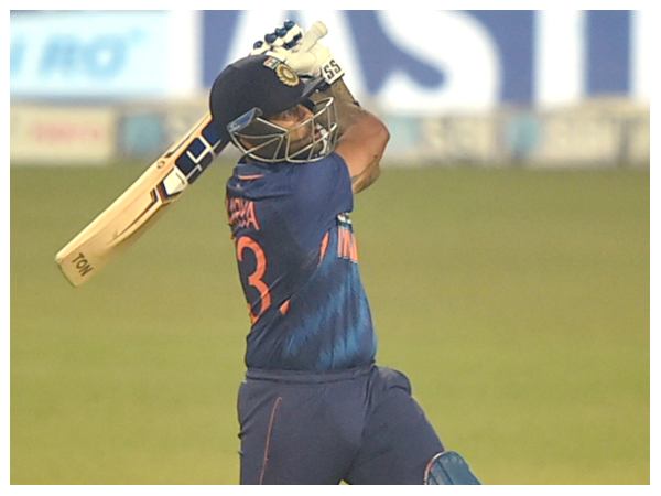 ಸೂರ್ಯಕುಮಾರ್ ಅಬ್ಬರ, ವೆಂಕಟೇಶ್ ಅಯ್ಯರ್ ಸೊಗಸಾದ ಬ್ಯಾಟಿಂಗ್