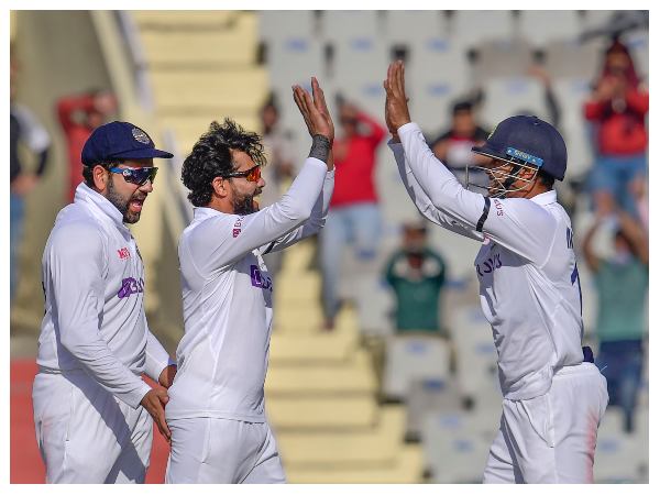 ಎರಡನೇ ದಿನದಾಟದಲ್ಲಿ 4 ವಿಕೆಟ್ ಕಳೆದುಕೊಂಡ ಲಂಕಾ