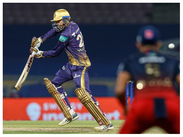 ನಾಲ್ಕು ವಿಕೆಟ್ ಉರುಳಿಸಿದ ಆರ್‌ಸಿಬಿ ಸ್ಪಿನ್ನರ್