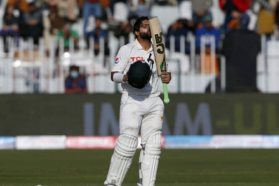 AUS vs PAK: Imam-Ul-Haqs unbeaten 132 helps Pak to lead on Day 1 against Australia in first test AUS vs PAK: Imam-Ul-Haqs unbeaten 132 helps Pak to lead on Day 1 against Australia in first test