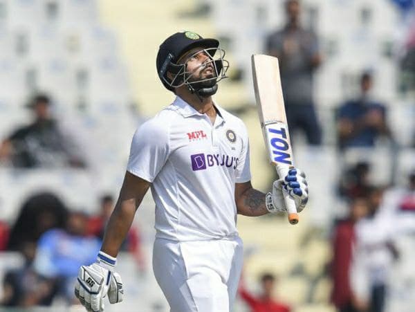 ಹನುಮ ವಿಹಾರಿ ಪರ ಬ್ಯಾಟ್ ಬೀಸಿದ ಗವಾಸ್ಕರ್