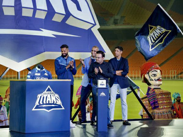 ಗುಜರಾತ್ ಟೈಟನ್ಸ್ ಜೆರ್ಸಿ ಅನಾವರಣ ಗುಜರಾತ್ ಟೈಟನ್ಸ್ ಜೆರ್ಸಿ ಅನಾವರಣ