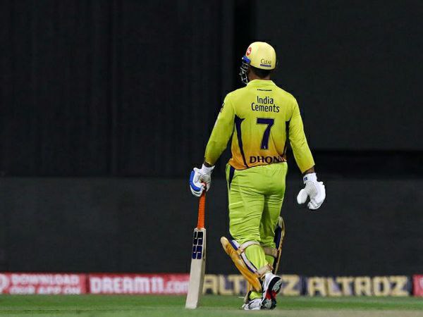 2. ಸಹ ಆಟಗಾರರ ವಿರುದ್ಧವೇ ಮಾತನಾಡಿದ್ದ ಧೋನಿ