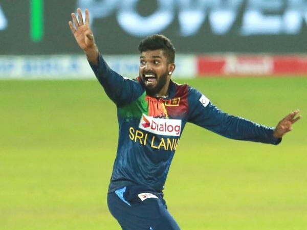 2. ವನಿಂದು ಹಸರಂಗಗೆ ಬೇಗನೆ ಚೆಂಡನ್ನು ನೀಡಬೇಕು 