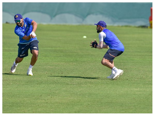 ಟೆಸ್ಟ್ ಕ್ರಿಕೆಟ್‌ನಲ್ಲಿ ರೋಹಿತ್ ಕೆಲಸ ಸುಲಭಗೊಳಿಸಿದ್ದಾರೆ ಕೊಹ್ಲಿ