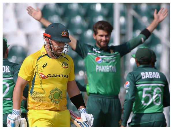 ಆ್ರೋನ್ ಫಿಂಚ್ ಗೋಲ್ಡನ್ ಡಕೌಟ್