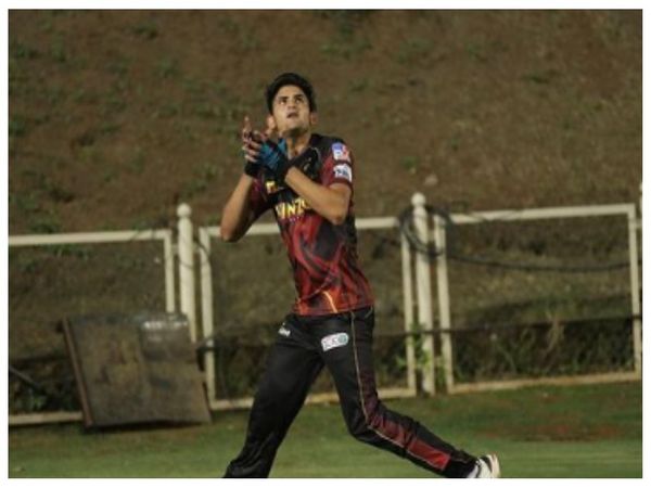 ಕೋಲ್ಕತ್ತಾ ನೈಟ್ ರೈಡರ್ಸ್ : ಅಶೋಕ್ ಶರ್ಮಾ (19 ವರ್ಷ)