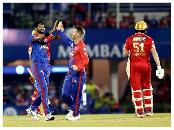 ಪ್ಲೇಯಿಂಗ್ XI