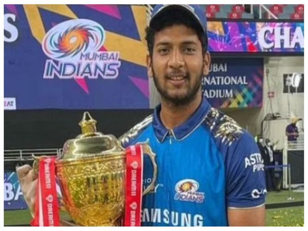 ಲಕ್ನೋ ಸೂಪರ್ ಜೈಂಟ್ಸ್ : ಮಯಾಂಕ್ ಯಾದವ್ (19 ವರ್ಷ )