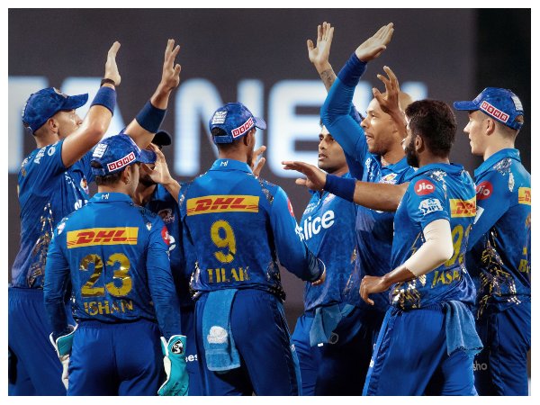 ನಾಯಕತ್ವ ಬದಲಾದರೆ ಯಾರಿಗೆ ದೊರೆಯಲಿದೆ ಜವಾಬ್ಧಾರಿ? ನಾಯಕತ್ವ ಬದಲಾದರೆ ಯಾರಿಗೆ ದೊರೆಯಲಿದೆ ಜವಾಬ್ಧಾರಿ?